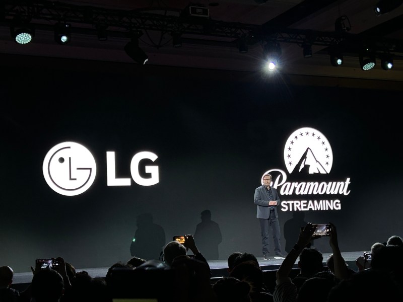LG presenta la Signature OLED M, la primera televisión inalámbrica del mundo - lg-alianza-1024x768